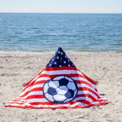 Soccer Hooded Towel - American Flag 13 Soccer Hooded Towel - American Flag -Sport Play Mode sc 03650 LIFESTYLE BEACH 4